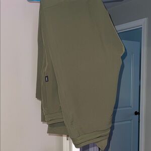 Men's UNRL Olive Green joggers